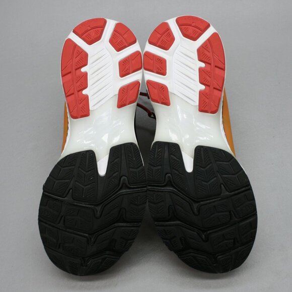 Athletic_Shoes